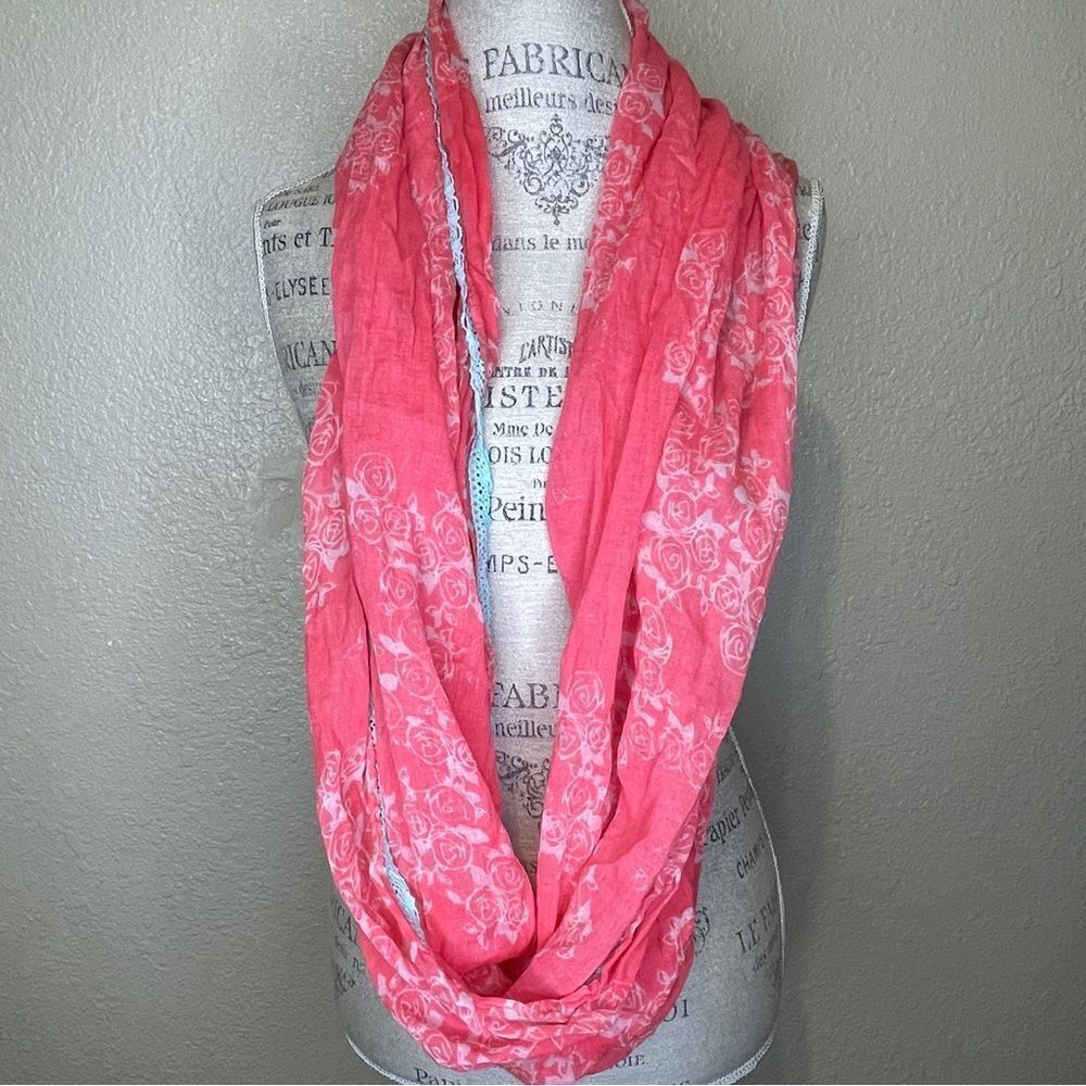 NWT American Eagle Outfitters Infinity Scarf Style 6372 Coral and Aqua